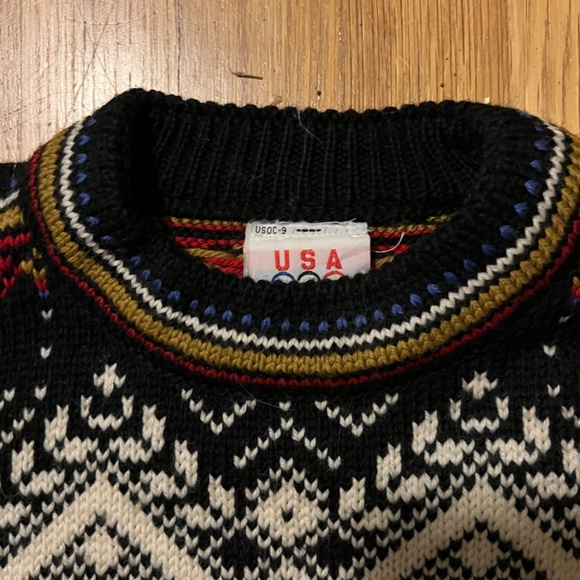 Vintage Dale of Norway Wool Sweater - Picture 2 of 6